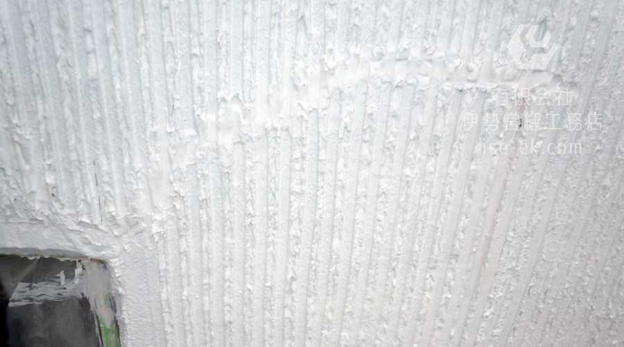 コーキング補修が完了し、目立たなくなった外壁の亀裂